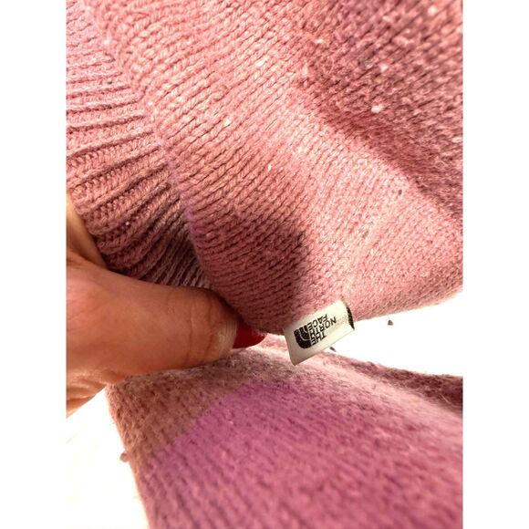 The North Face pink wool blend crew neck sweater - Picture 10 of 10